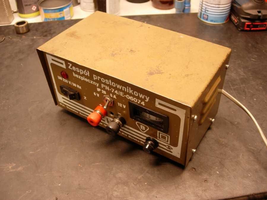Prostownik 6V 12V polski solidny