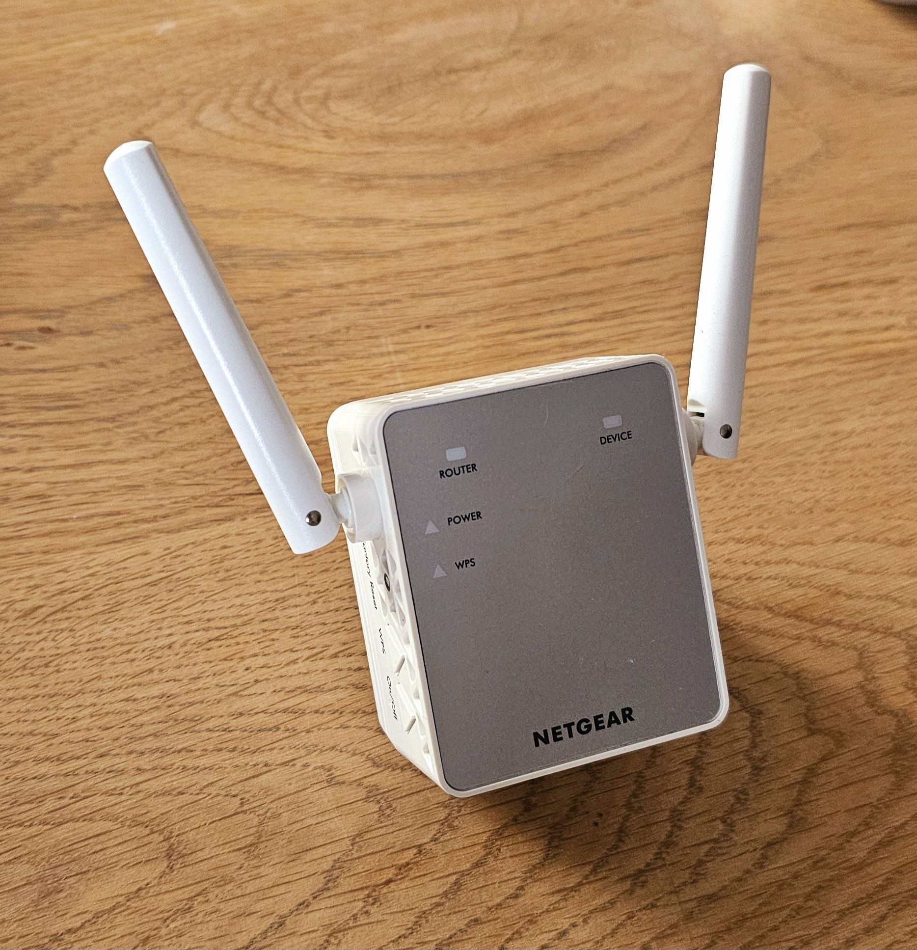 Wzmacniacz sygnału WiFi AC750 EX3700