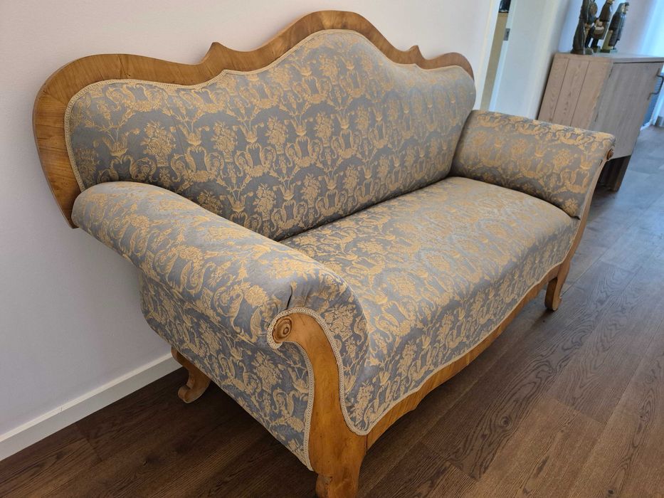 Sofa czereśniowa
