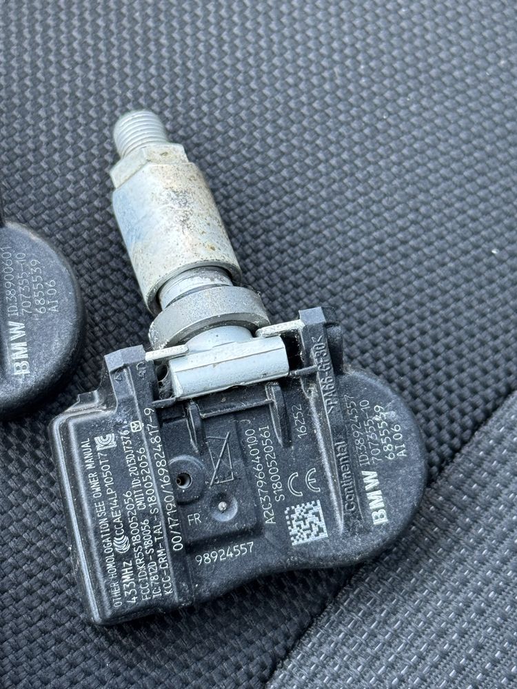 Датчики тиску TPMS оригінал BMW A2C3796640100