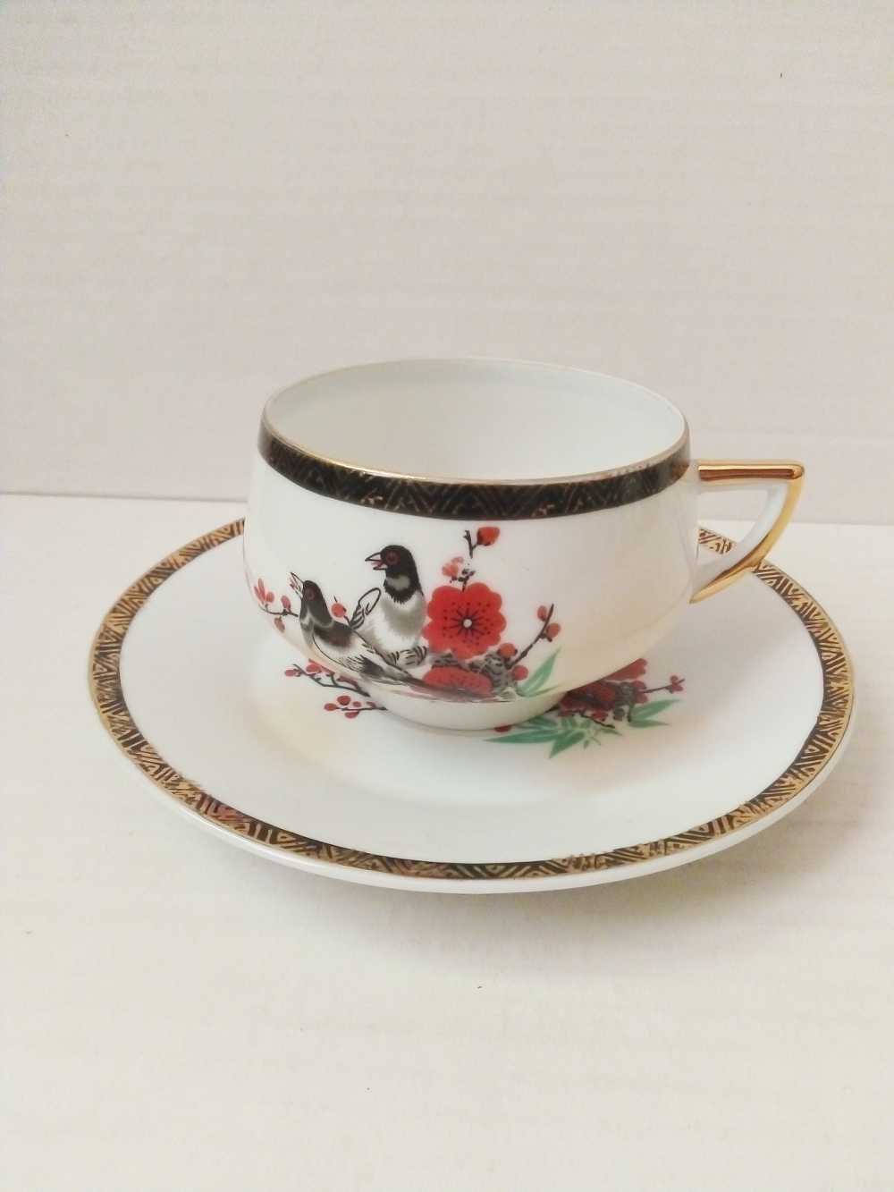 stara chińska filiżanka ze spodeczkiem porcelana vintage