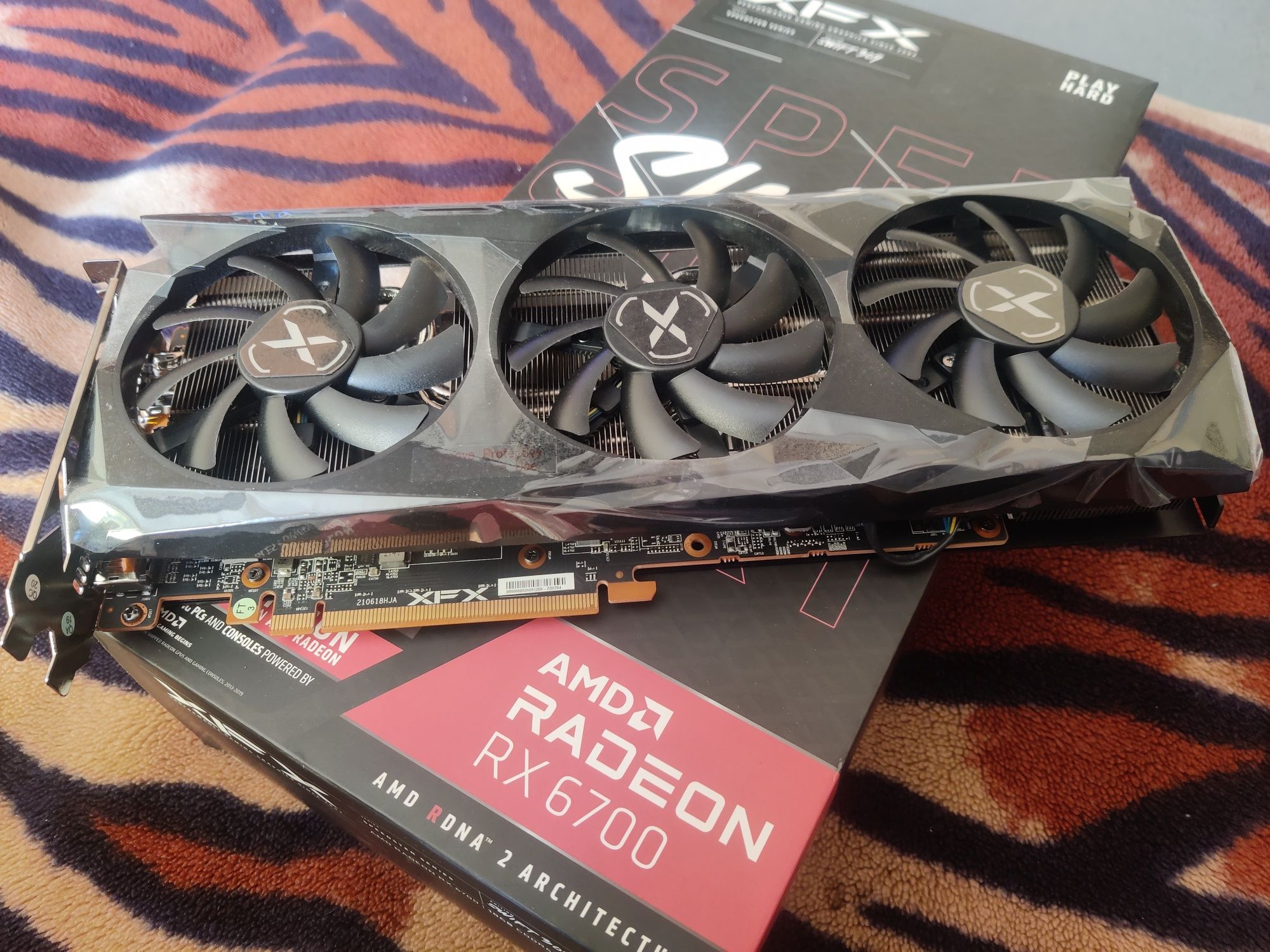 XFX AMD Radeon RX 6700 10 gb