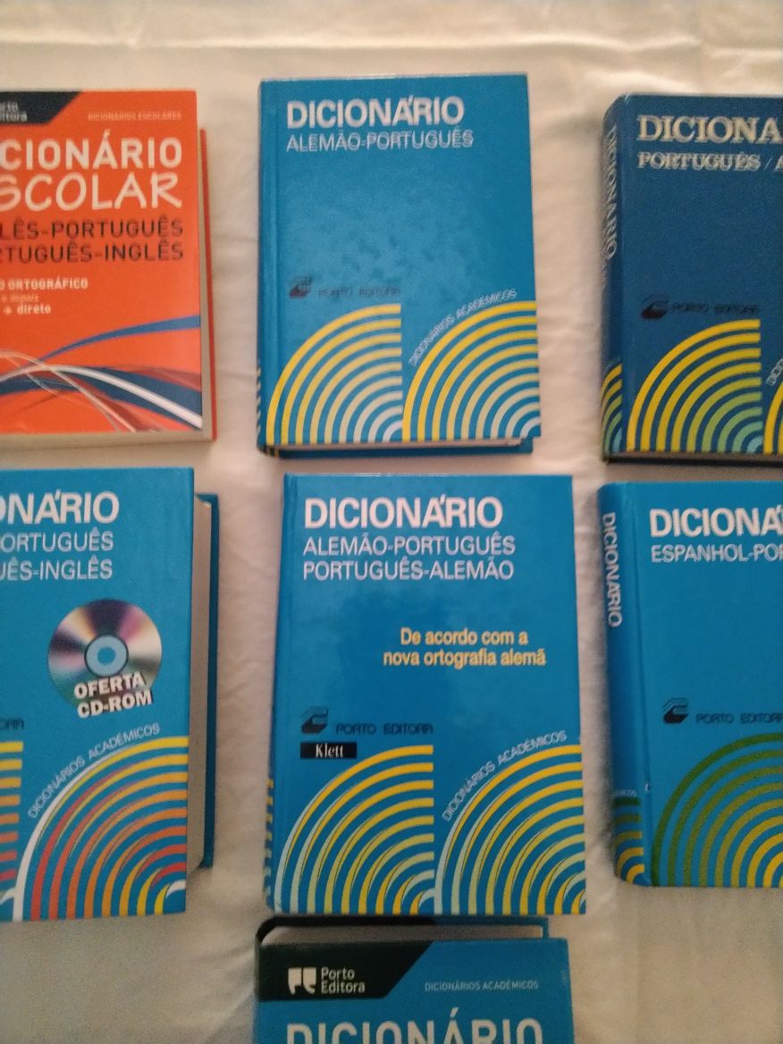 Dicionários diversos