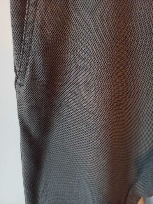 Calças zara tamanho 38 homem