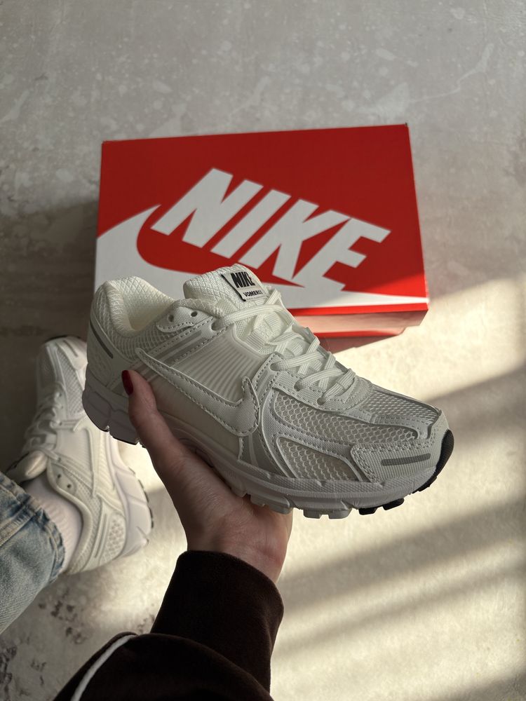 Nike Air Zoom Vomero 5 White