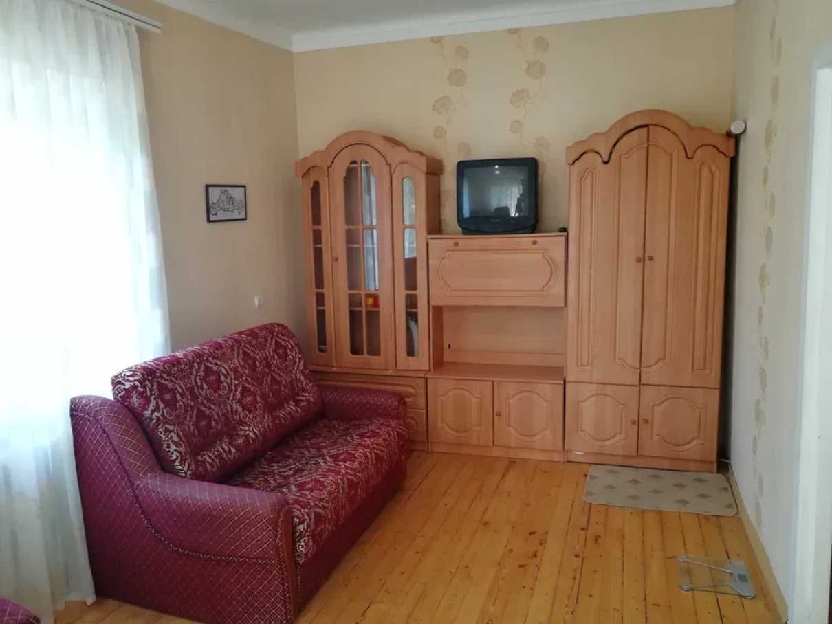 Сдается 1 комн. квартира на Сталеваров, центр города