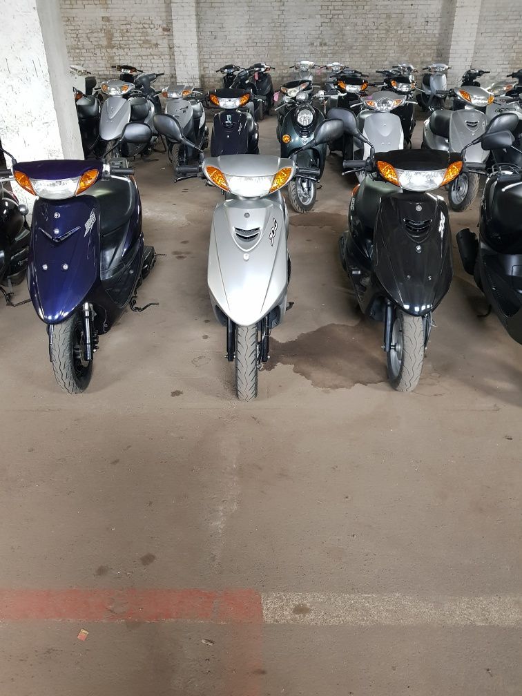 Продам Yamaha Jog Sa16j дисковий тормоз,електронний спідометр з Японії