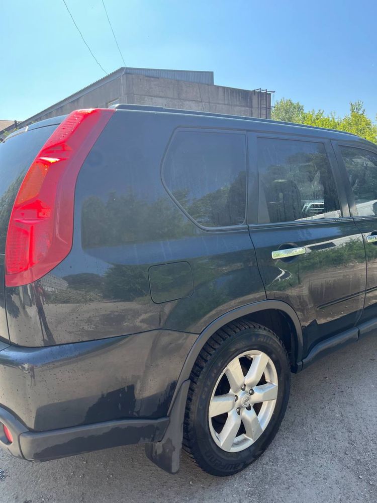 Nissan x-trail продам