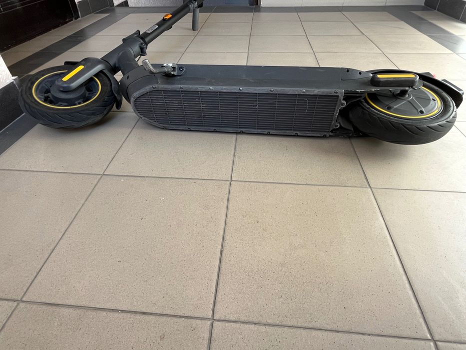 Ninebot KickScooter Max G30E ||
