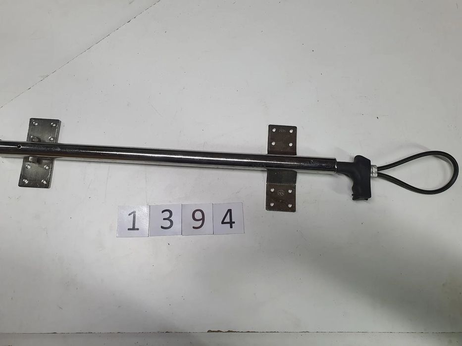 Trzymacz wiatrołap mocowanie drzwi chłodni Krone naczepy nierdzewka 550 mm