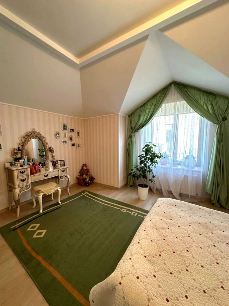 Аренда дома в Люстдорфе (Совиньон-3) , с бассейном