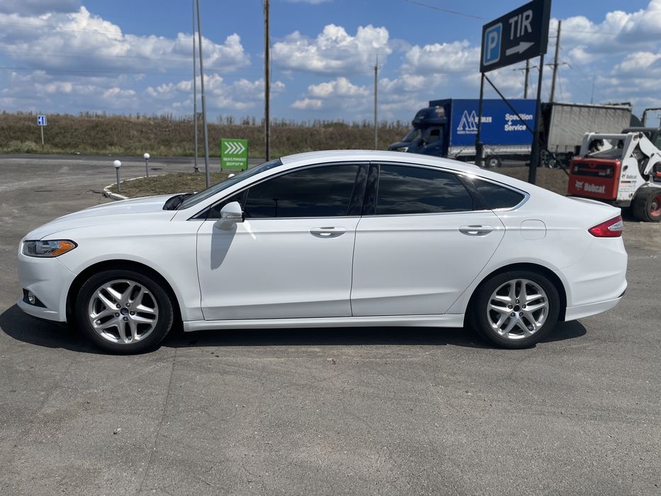 Форд фюжен.