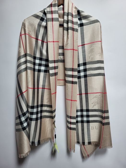 Люксові палантини Burberry,  нові, 180×70 
Усі бір