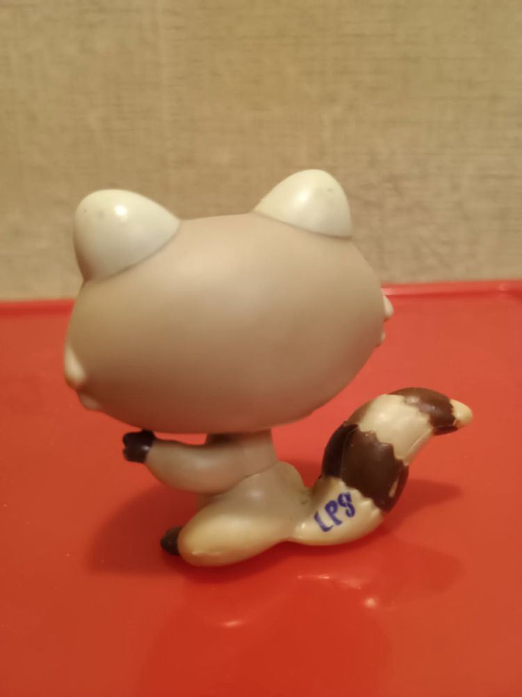 Littlest pet shop LpS raccoon szop pracz z 2006