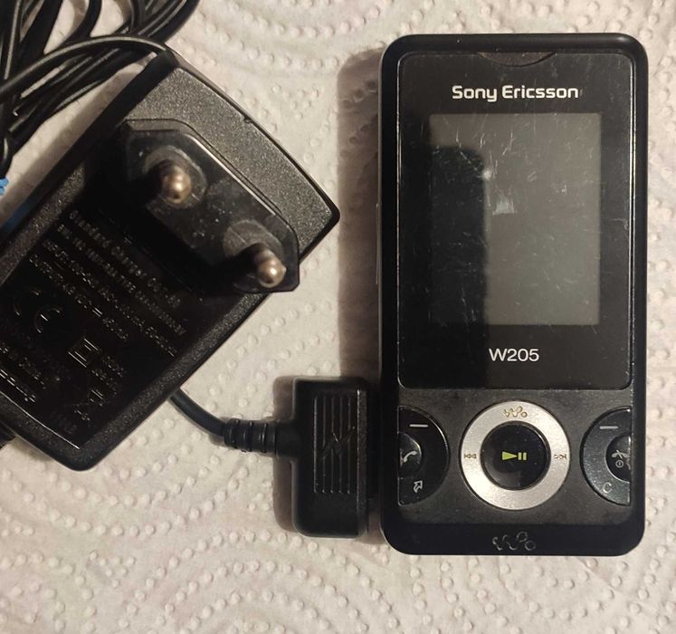 Sony Ericsson W205 Walkman