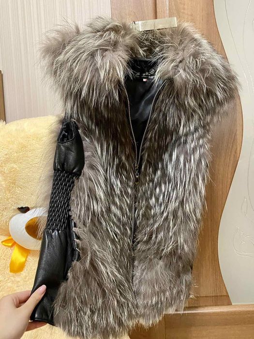 Продам!! Желетку с чернобурки