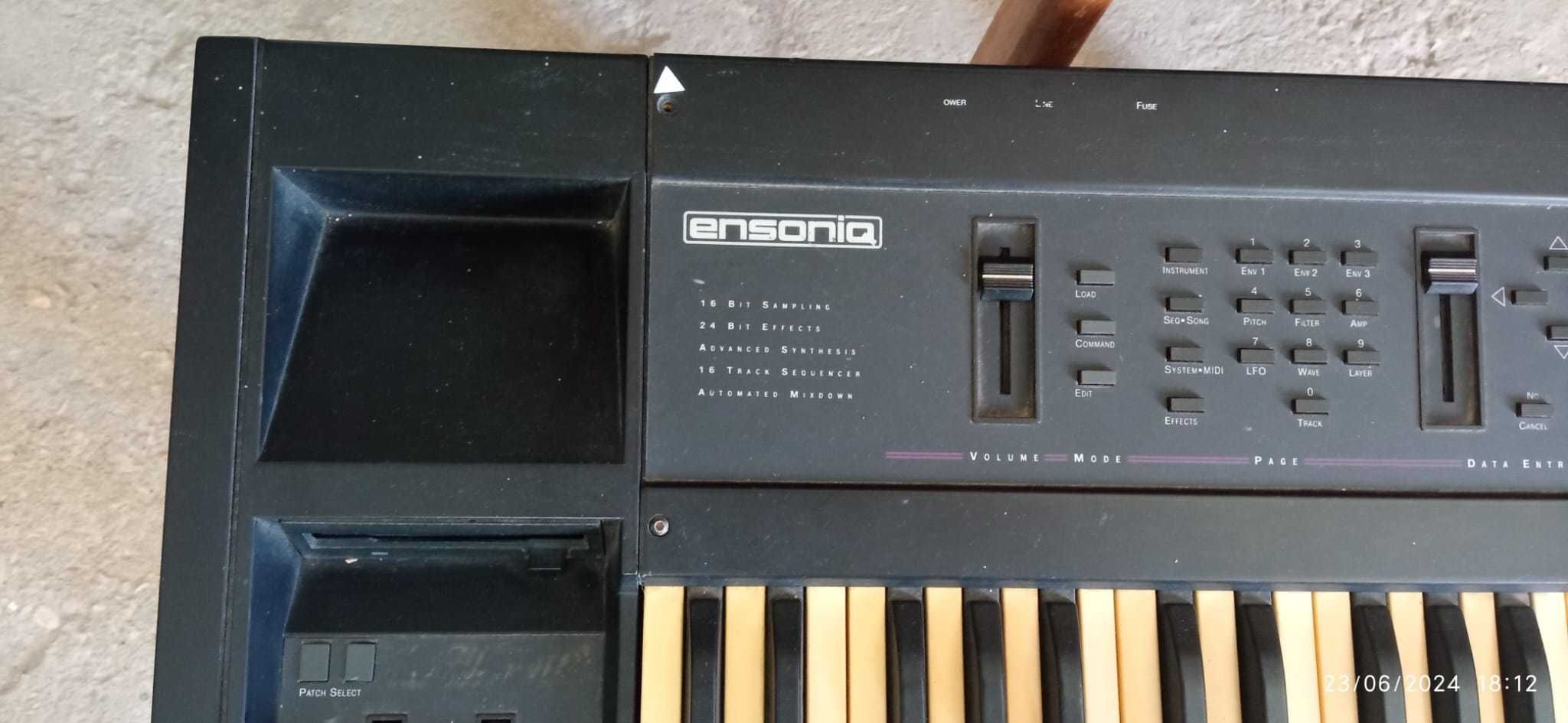 Sampler/Synth Vintage ENSONIQ EPS 16 PLUS - Raro e Funcional!