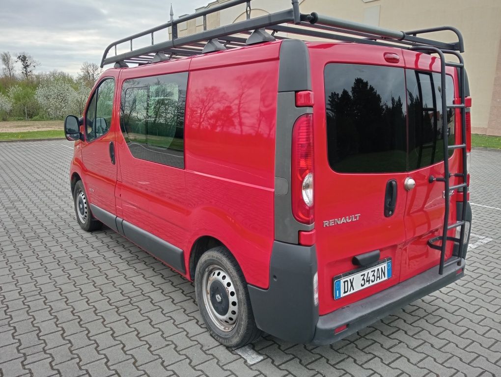 Renault Trafic ** BRYGADOWKA - 6 osób ** ZDROWY z Włoch