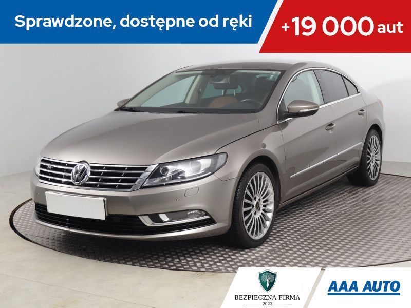 Volkswagen CC 2.0 TDI, Skóra, Navi, Xenon, Bi-Xenon, Klima, Tempomat, Parktronic,