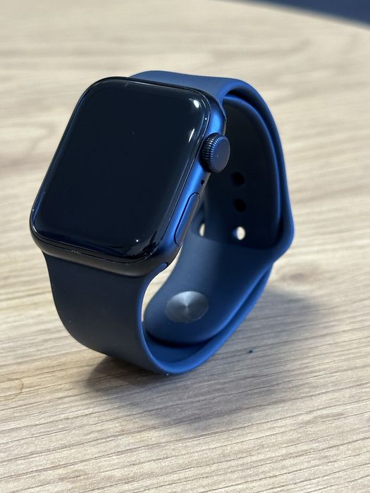 Apple Watch Series SE 2 2023 40 mm АКБ 100%