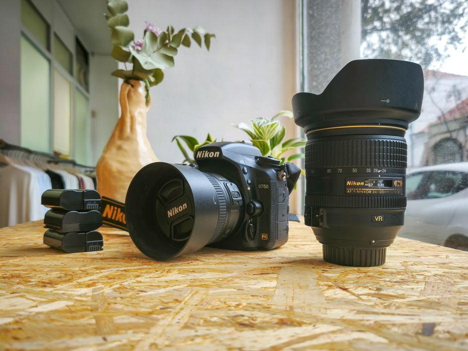 Nikon D750 + Nikkor 24-120mm f/4 + Nikkor 50mm f/1.8