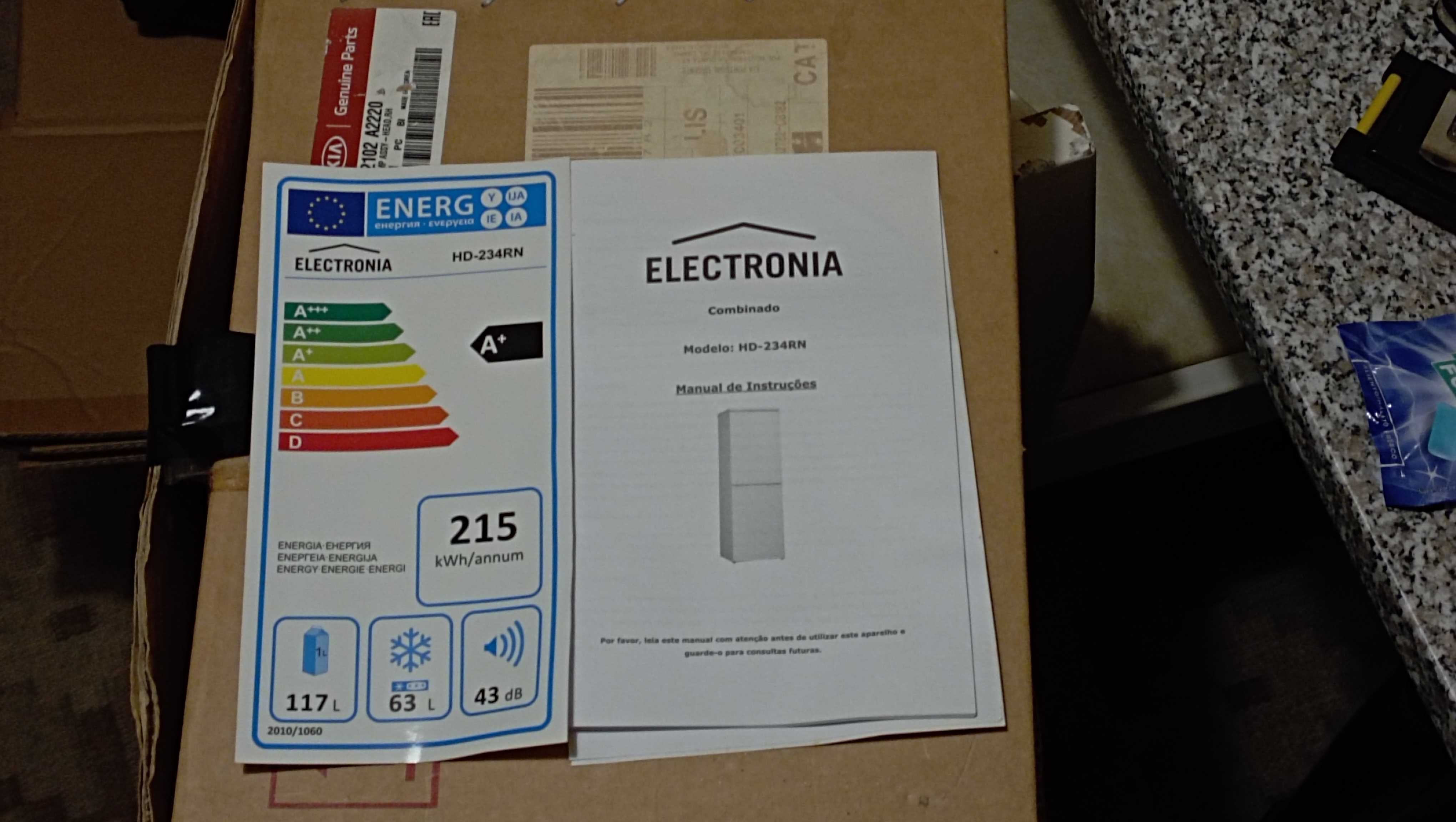 Frigorifico combinado, excelente estado, funciona na perfeição!