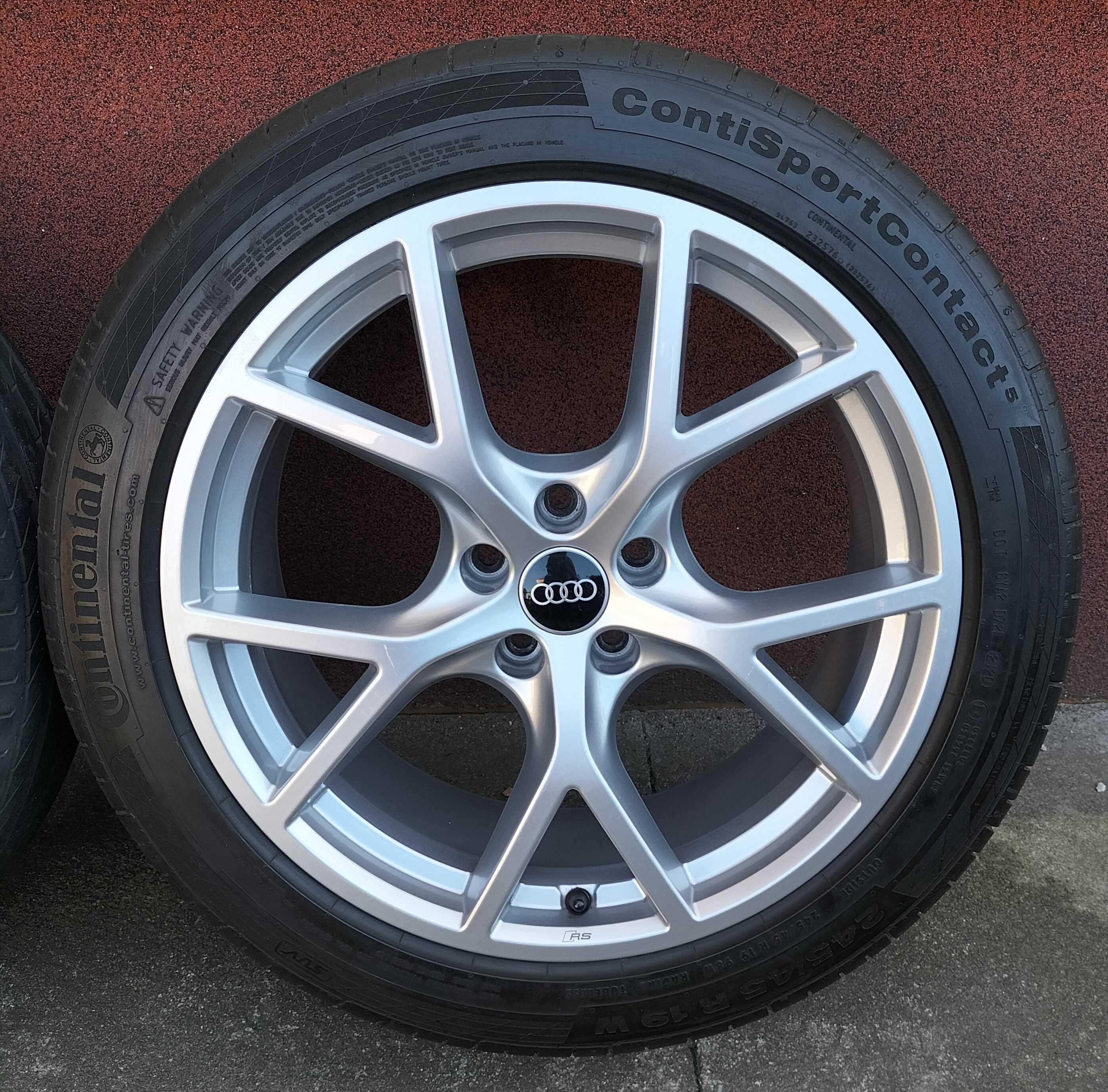 Felgi Koła Audi RS3 oryginalne 19 5x112 ET25 SREBRNE