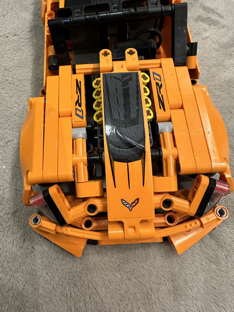 Lego Technic 42093 Chevrolet Corvette ZR1