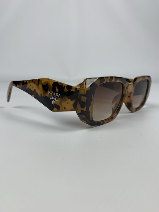 Брендовые женские солнцезащитные очки/окуляри люкс-премиум качество