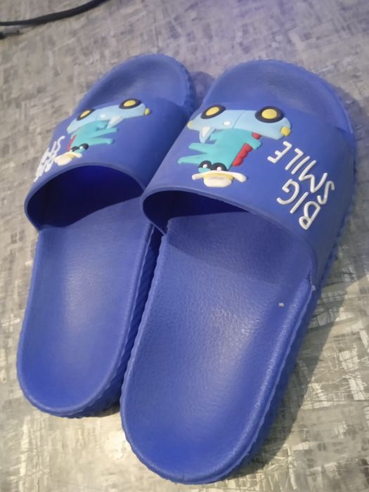 Шлёпанцы для мальчика