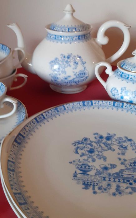 Vista Alegre Serviço Chá incompleto