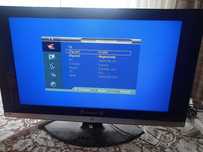 DwaTelewizory LCD Samsung 42cale i jego syn Samsung 27 cali Identyczne