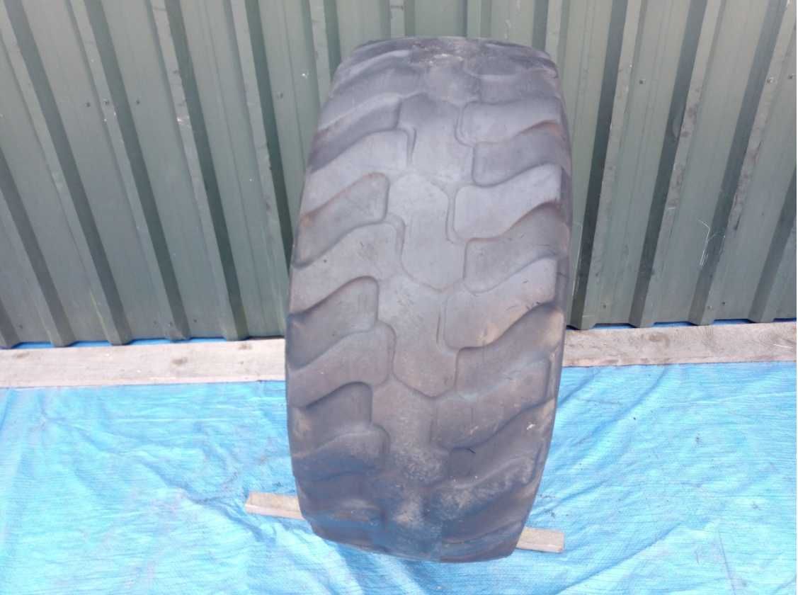 Opona Dunlop 445/70 - R 20 Sp T9 17,5 17.5/70