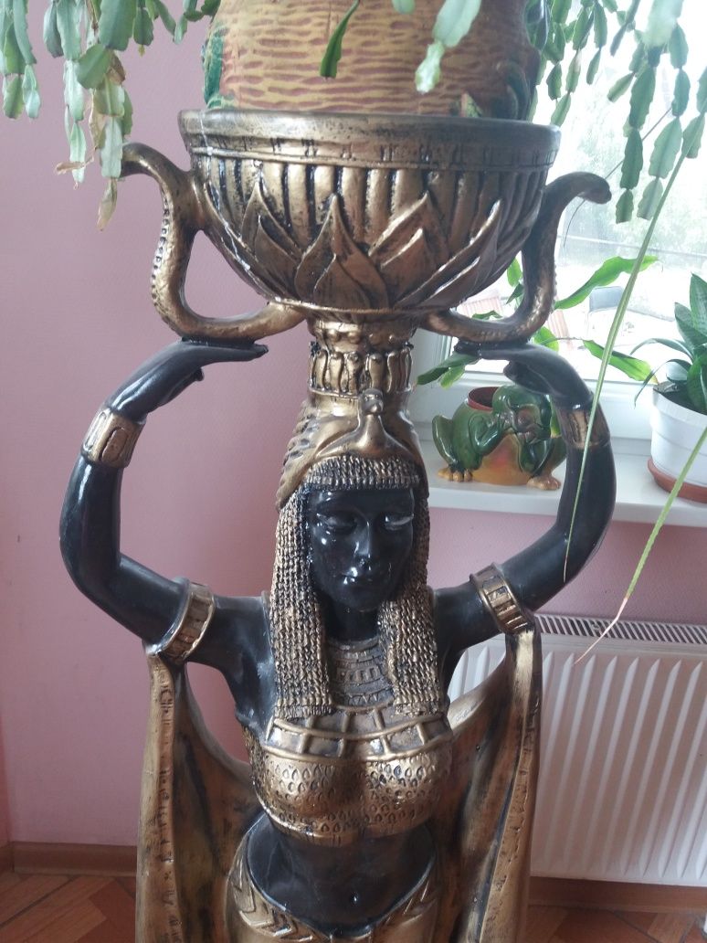 Скульптура под вазоны Египетская девушка и мужчина