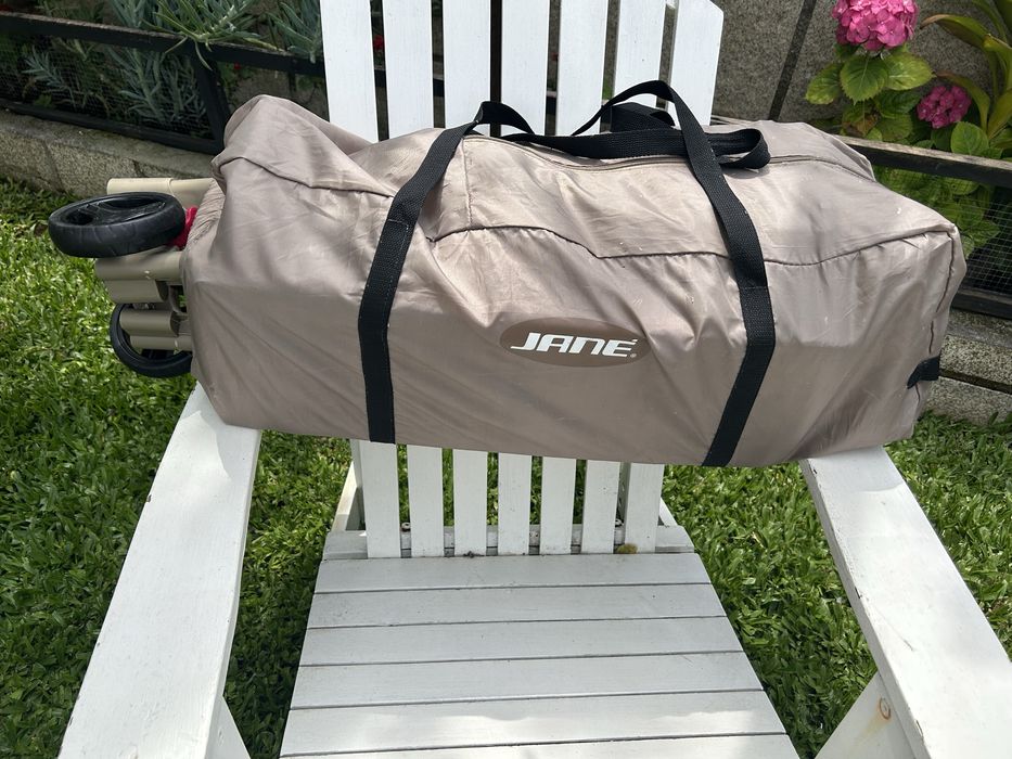 Cama Viagem marca Jané