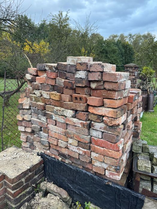 Sprzedam cegły czerwone na sztuki