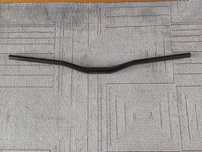 Karbonowa kierownica Beast Riser bar