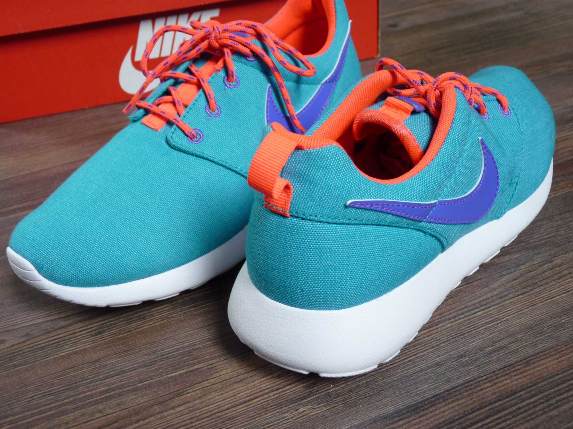 NIKE Rosherun Nowe 38,5