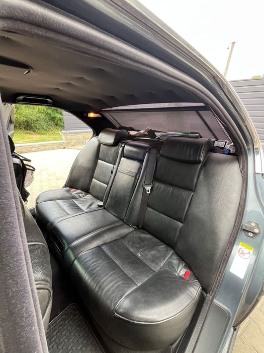 Продам бмв 728i 2000року