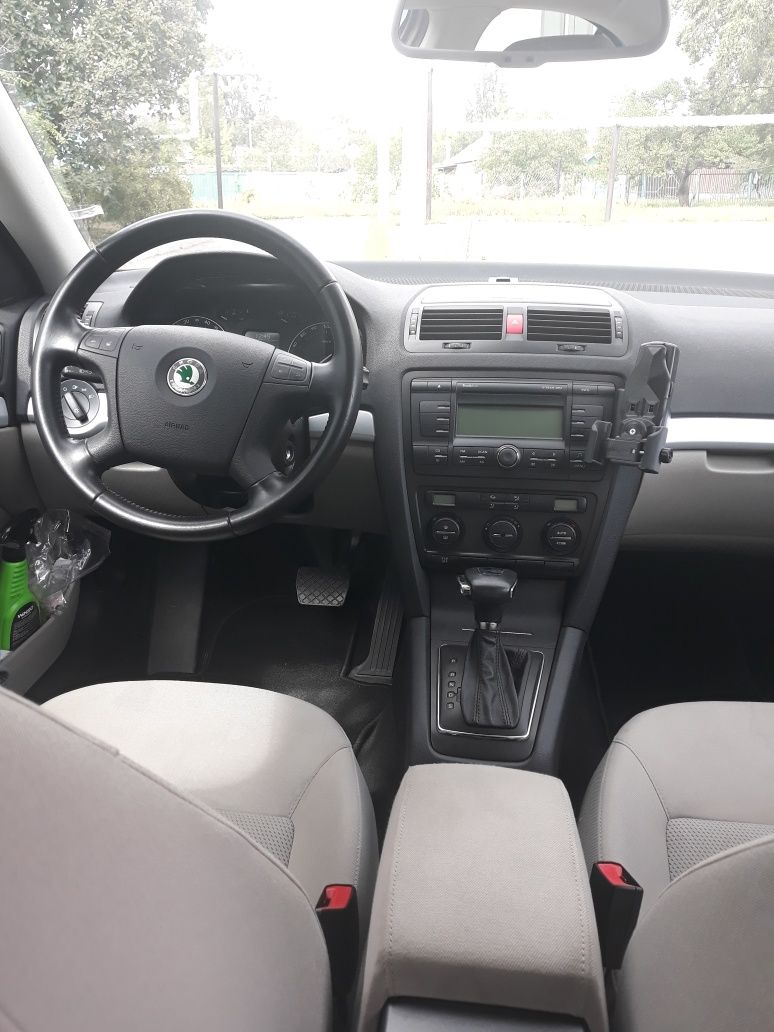 Skoda Octavia A5 1.6 mpi автомат