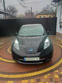 Продам NISSAN LEAF 30kw