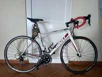 Bicicleta  com muito pouco uso