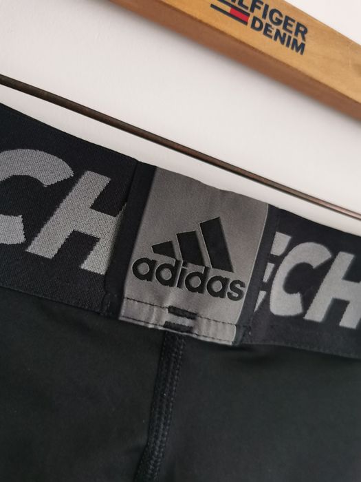 Adidas techfit legginsy sportowe kompresyjne męskie S