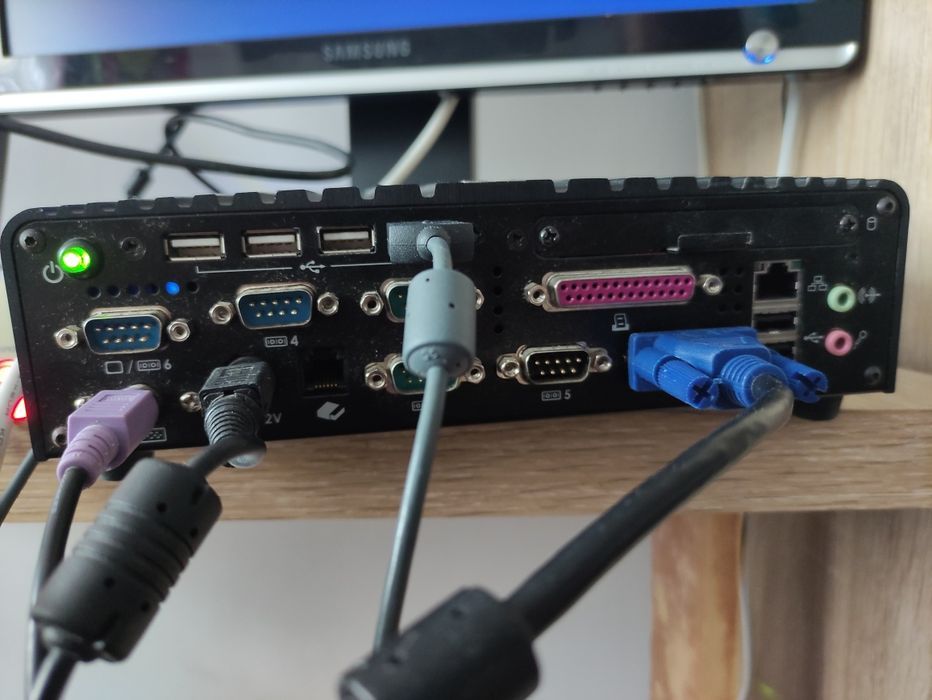 Mocarny Advanpos ABOX ABOX-122 Terminal, na serwer NAS COM, komputer
A