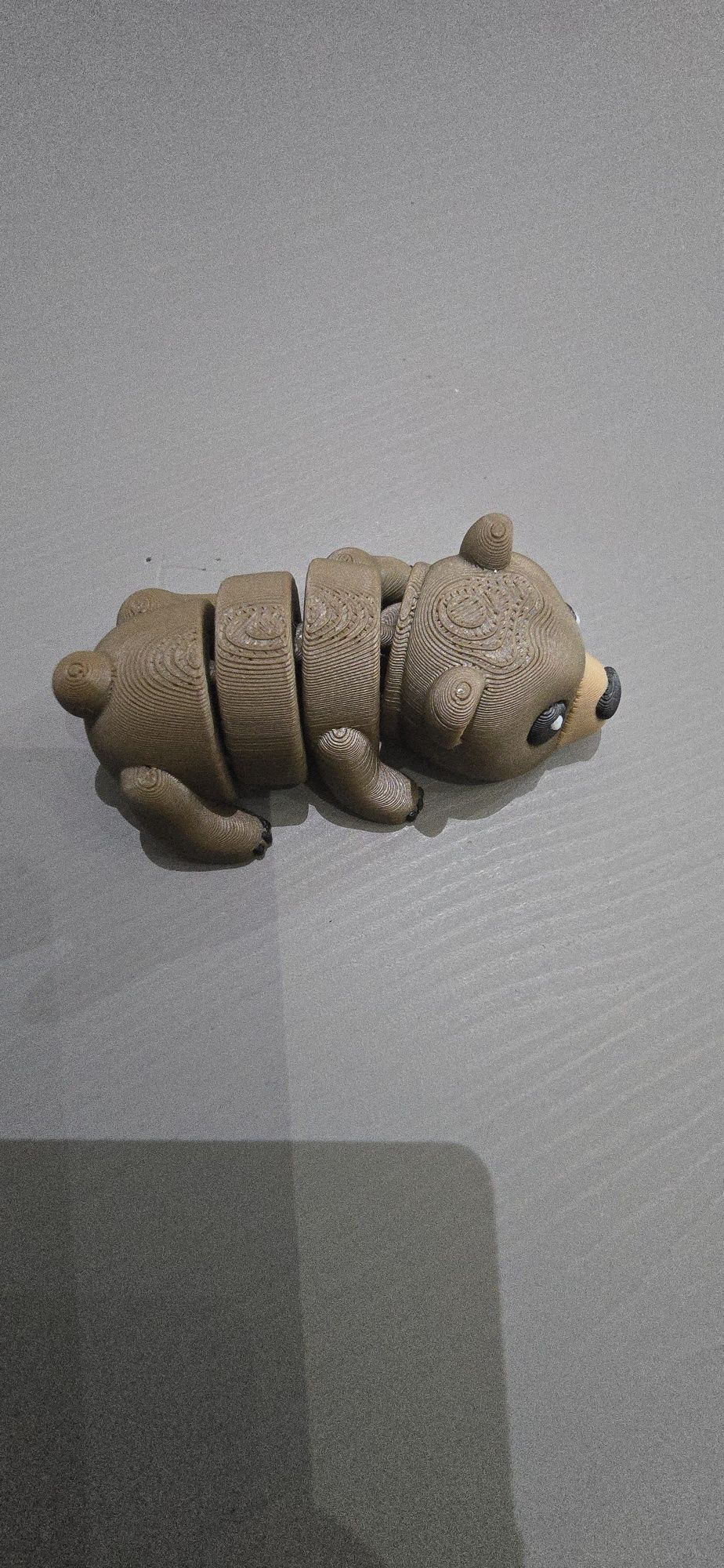 Magnes Niedźwiedź gryzzly 3D - uroczy i wyjątkowy!