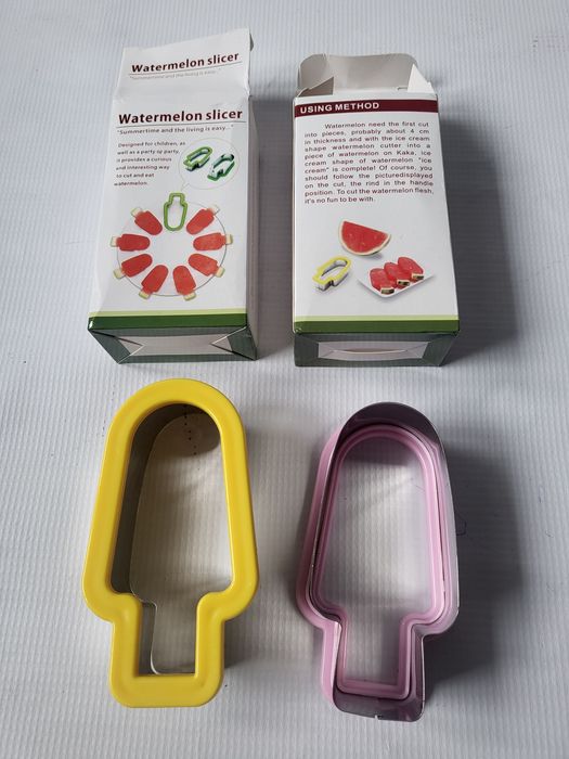 Noze foremki do arbuza