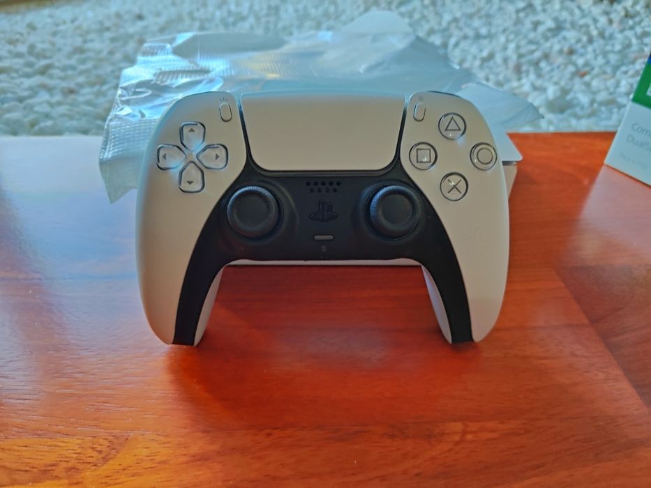 PS5 Slim 825Gb + Dualsense