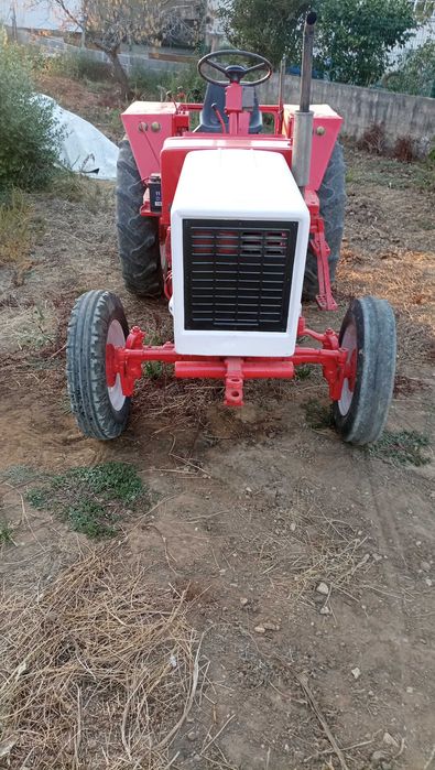Trator Belarus T25 A2