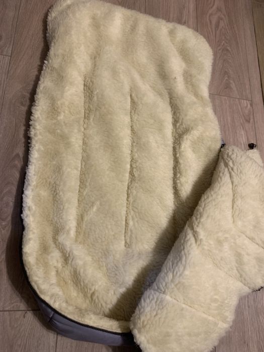 Теплий мішок в коляску і в санки