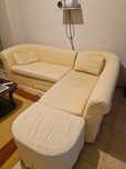 Sofá chaise longue muito confortável composto por 2 módulos.